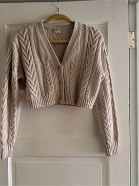 Sunday Best Aritzia Cropped Cream Cable-Knit Cropped Cardigan XS